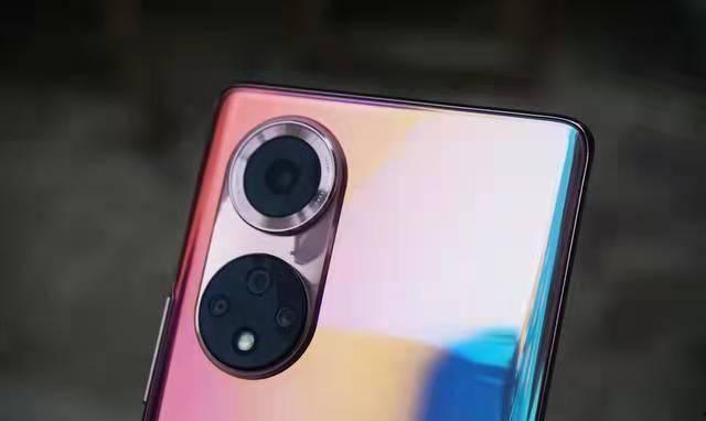 荣耀70pro最新爆料,性能与颜值双升级,旗舰级配置引期待 第3张 荣耀70pro最新爆料,性能与颜值双升级,旗舰级配置引期待 第3张